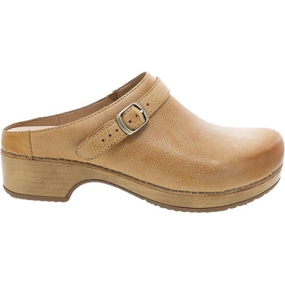 Dansko Berry Tan Milled Burnished Nubuck Leather Slip On Mules Sz 38 EU, 7.5 US - Picture 1 of 12